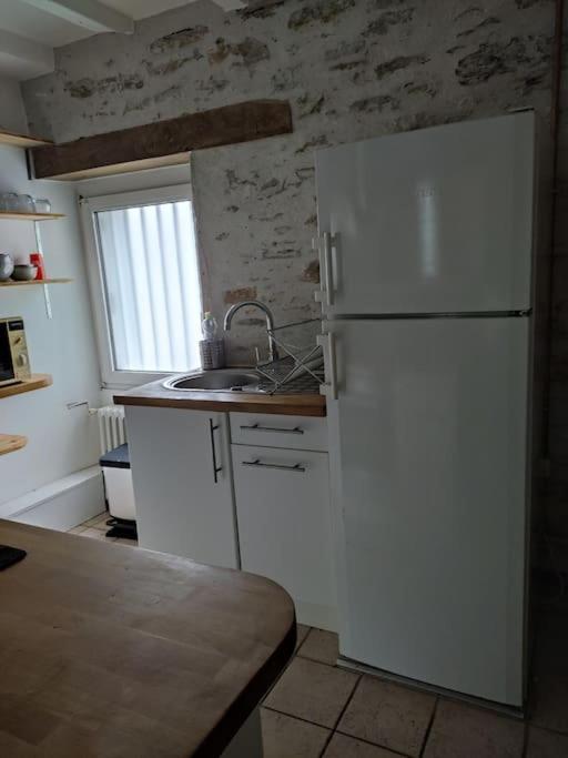 Willa L'Octroi Nantes-6 Pers.-Jardin-Proche Tt Comm. Zewnętrze zdjęcie